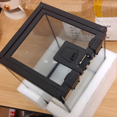 Glass reptile vivarium mesh - glass,